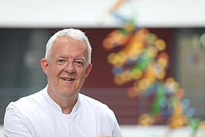 Porträt Prof. Dr. Steffen Mitzner