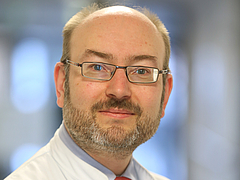 Neurologe Prof. Dr. Uwe Walter ist stellvertretender Klinikdirektor und Regionalbeauftragter der Stiftung für Deutsche Schlaganfallhilfe