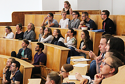 Viele Medizinstudenten haben die Gelegenheit genutzt, den Lernstoff unter professioneller Anleitung noch einmal durchzugehen. 