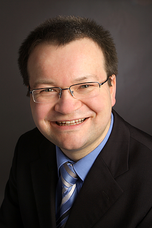 Porträt Prof. Dr. Marek Lommatzsch